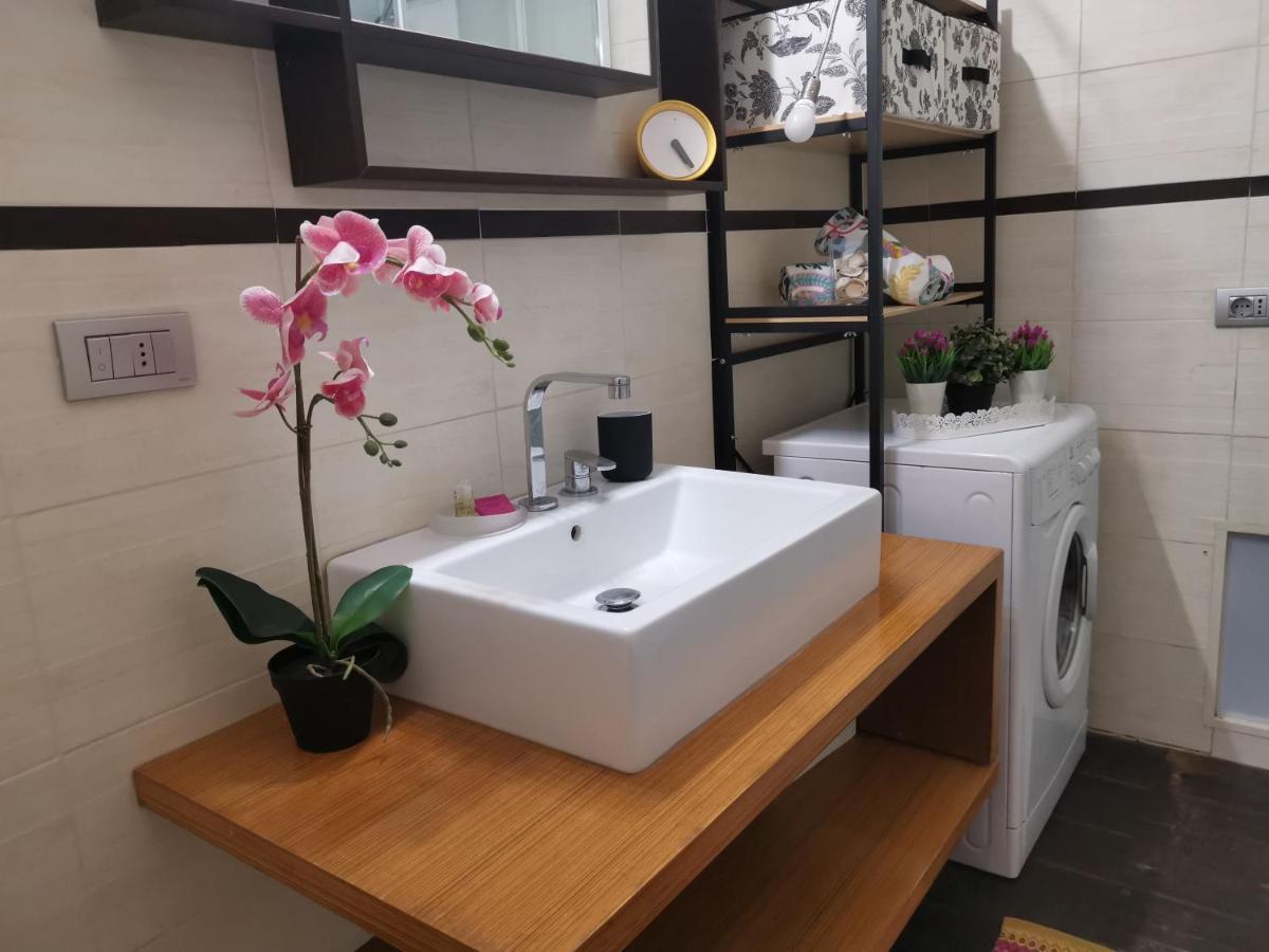 Bnbook Trilo Mind Rho Trilocale Con 2 Camere E 2 Bagni ภายนอก รูปภาพ