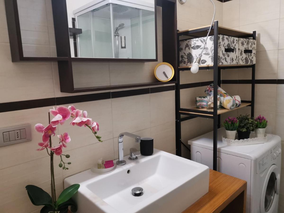 Bnbook Trilo Mind Rho Trilocale Con 2 Camere E 2 Bagni ภายนอก รูปภาพ